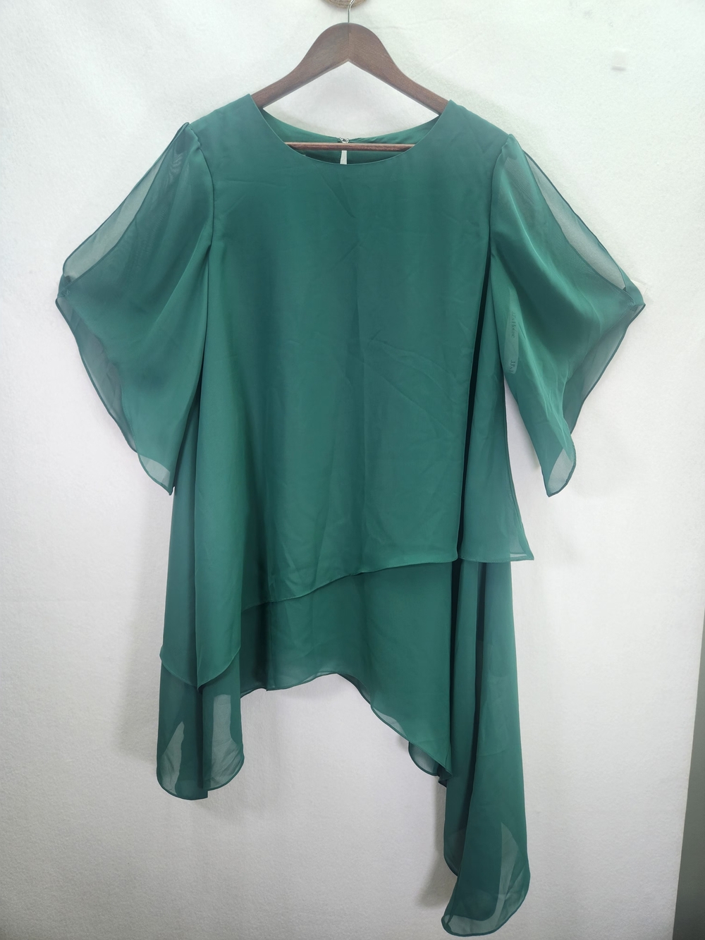 JJs House Emerald Green Asymmetric Chiffon Layered Blouse Size 12 - Picture 3 of 12